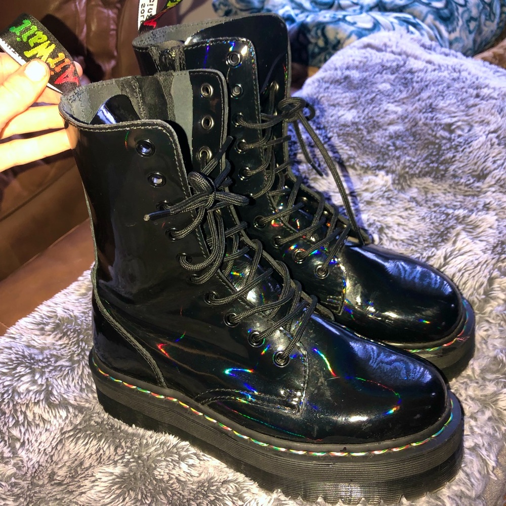 Dr. Martens Hi Black Rainbow. Size-8